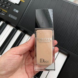 DIOR Forever Skin Glow Radiant Foundation- 1CR Cool Rosy